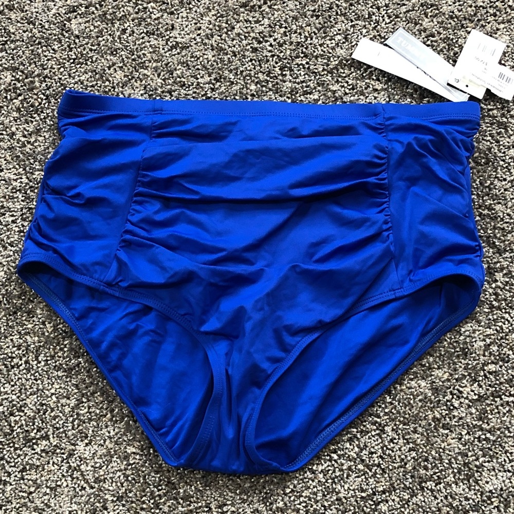 Swim suit and coverup set - Picture 4 of 8